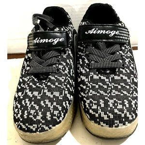 Aimoge Heelys big kids size 1.5 Black  White Roller Skate sneaker Shoes